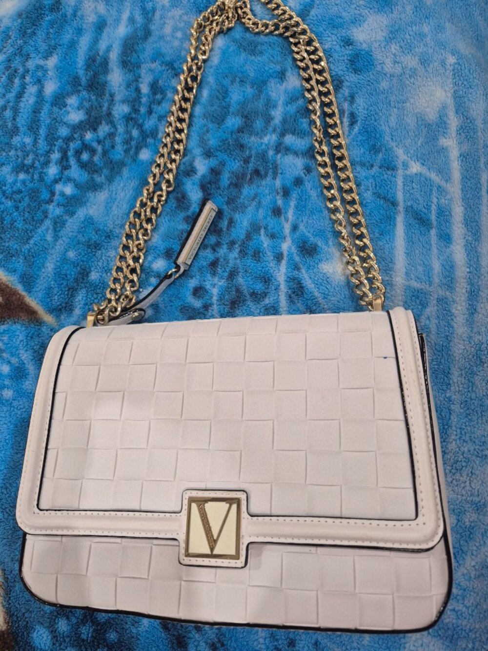Bolso bandolera mediana de Victoria's Secret - Picture 15 of 15